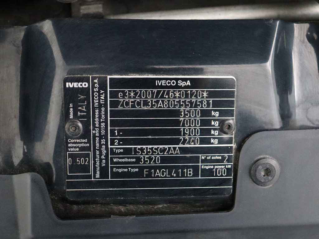 Iveco Daily 35S14 L2H2 | 3500Kg Trekgewicht | Airco | Cruise | 3-Persoons | Betimmering 19