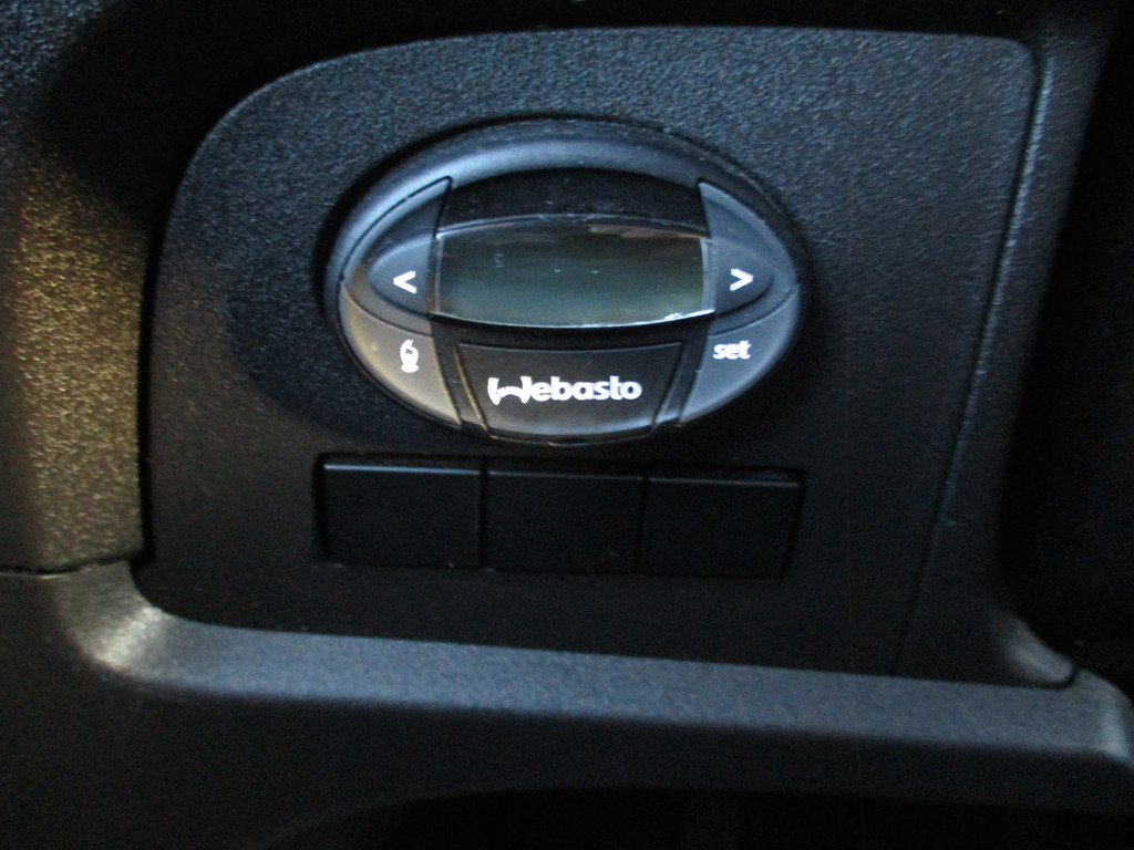 Iveco Daily 35S14 Oprijwagen Laadbak Airco 10