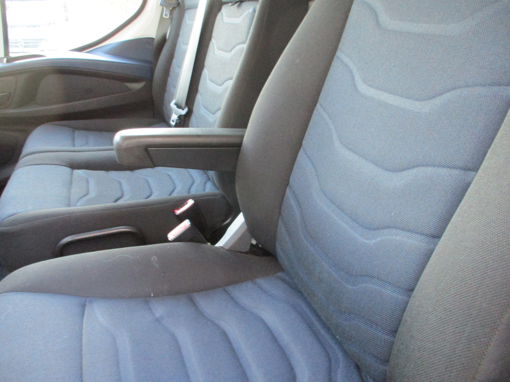 Iveco Daily 35S14 Oprijwagen Laadbak Airco 16