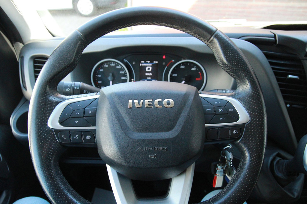 Iveco Daily 35S14V 2.3 410L L5H2 / Automaat / 3,5 ton trek / Trekhaak 15