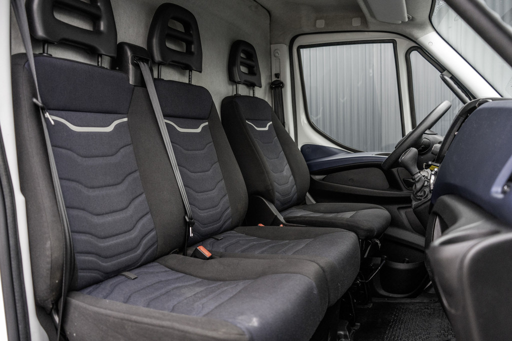 Iveco Daily **35S14V 2.3 L2H2 | Automaat | Euro 6 | Cruise | Climate | 3500 KG Trekgewicht | Trekhaak** 12