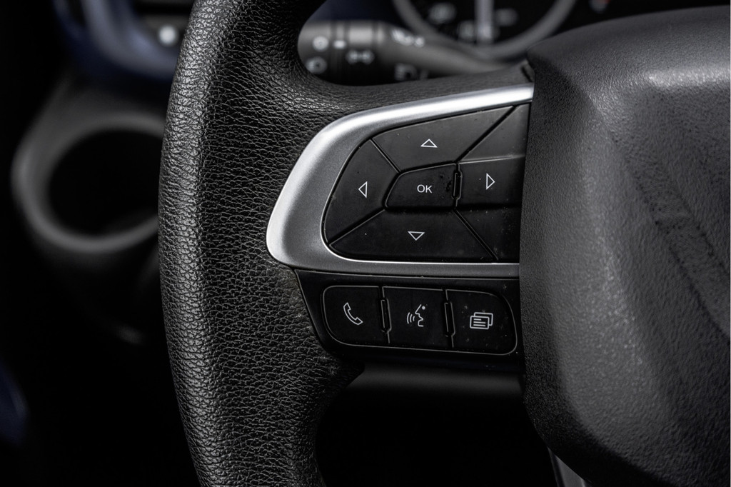 Iveco Daily **35S14V 2.3 L2H2 | Automaat | Euro 6 | Cruise | Climate | 3500 KG Trekgewicht | Trekhaak** 15