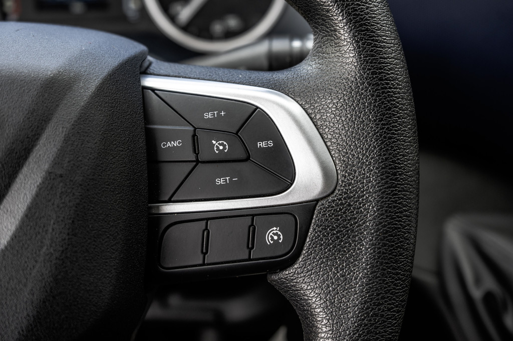 Iveco Daily **35S14V 2.3 L2H2 | Automaat | Euro 6 | Cruise | Climate | 3500 KG Trekgewicht | Trekhaak** 15