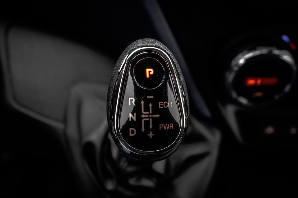 Iveco Daily **35S14V 2.3 L2H2 | Automaat | Euro 6 | Cruise | Climate | 3500 KG Trekgewicht | Trekhaak** 20