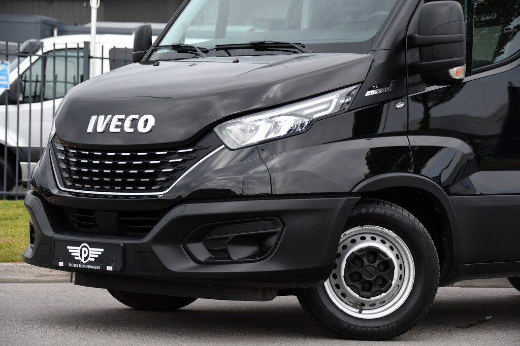 Iveco Daily 35S14V 2.3 L2H2 Cruise, LED, 3500kg Trekhaak, Automaat, Bluetooth, Geveerde stoel, Sensoren, Uniek! 7