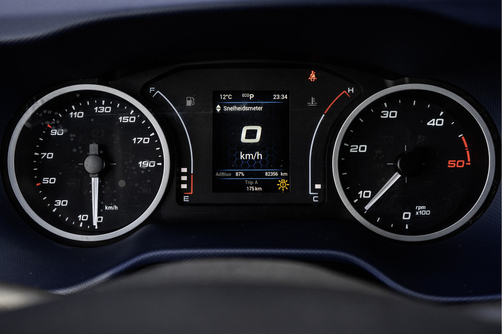 Iveco Daily **35S14V 2.3 L4H2 | Automaat | Euro 6 | Cruise | Climate | 3500 KG Trekgewicht | Trekhaak** 13