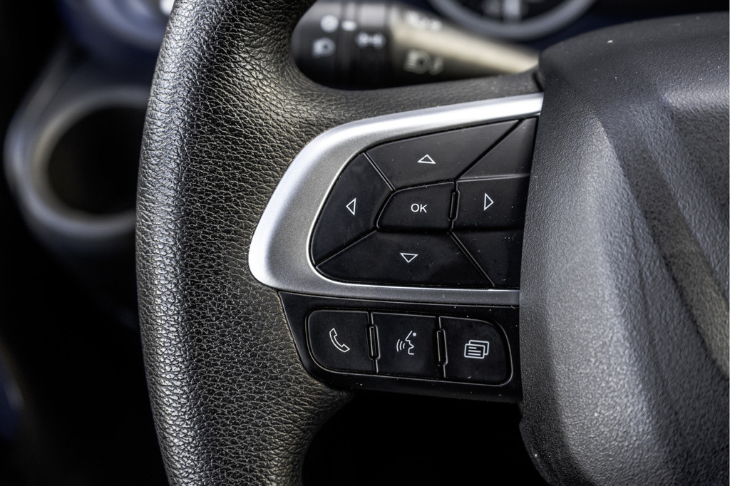 Iveco Daily **35S14V 2.3 L4H2 | Automaat | Euro 6 | Cruise | Climate | 3500 KG Trekgewicht | Trekhaak** 14