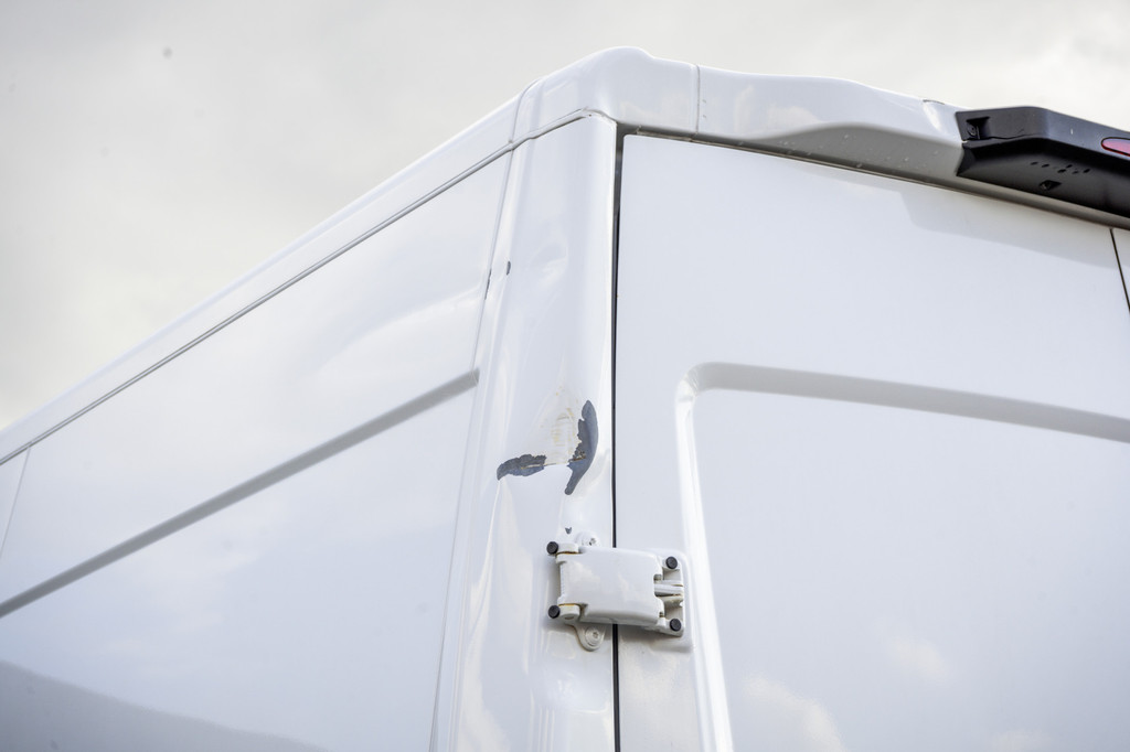 Iveco Daily **35S14V 2.3 L4H2 | Automaat | Euro 6 | Cruise | Climate | 3500 KG Trekgewicht | Trekhaak** 19