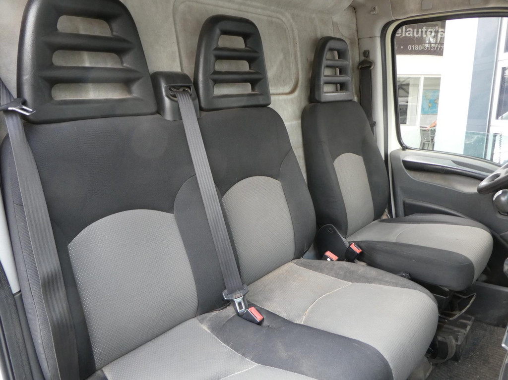 Iveco Daily 35S14V EEV 330 L2H2, Euro 5, Trekhaak, 3-Zits. 15
