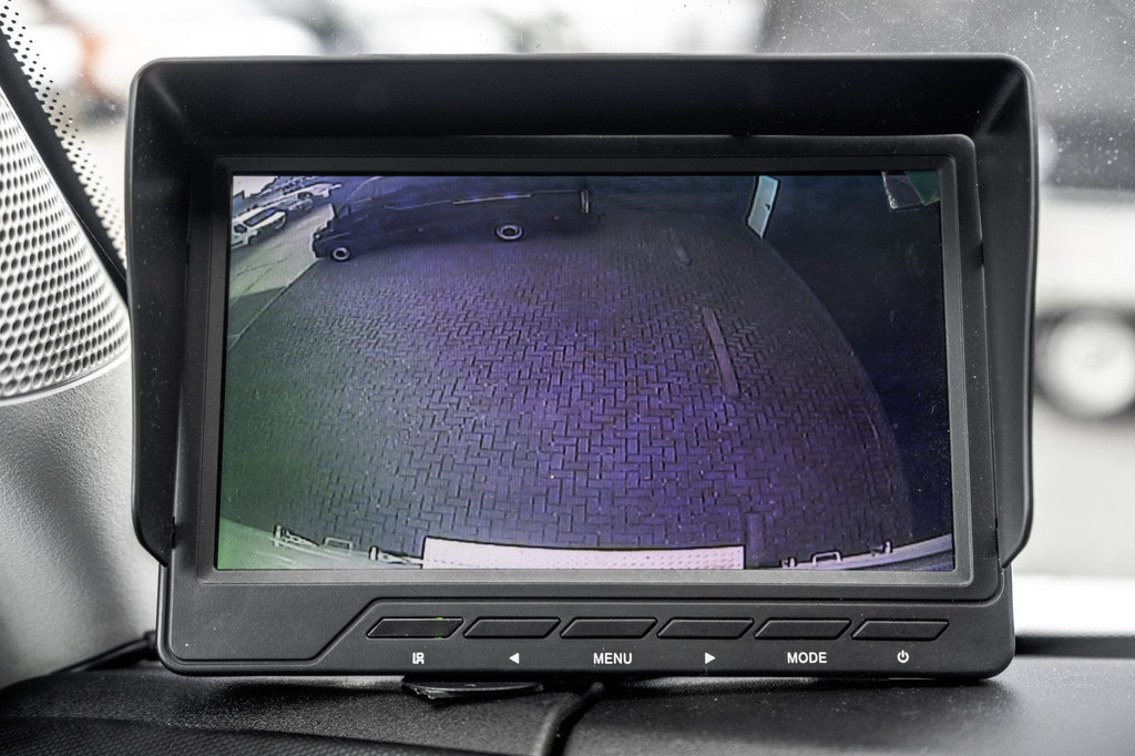 Iveco Daily 35S15 150PK | Bakwagen | Bakhoogte: 253CM | Camera | Luchtgeveerd | Cruise 12