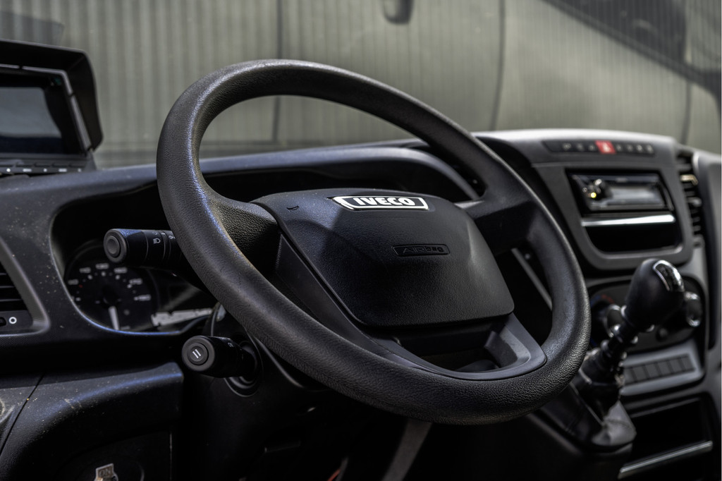 Iveco Daily 35S15 150PK | Bakwagen | Bakhoogte: 253CM | Camera | Luchtgeveerd | Cruise 13