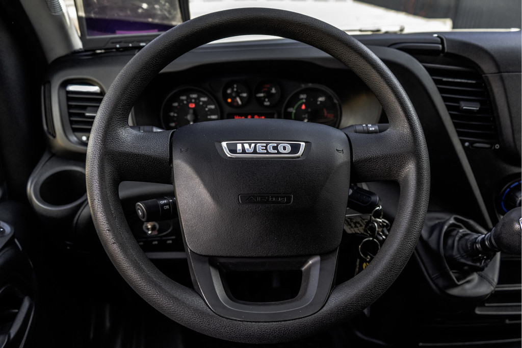 Iveco Daily 35S15 150PK | Bakwagen | Bakhoogte: 253CM | Camera | Luchtgeveerd | Cruise 16