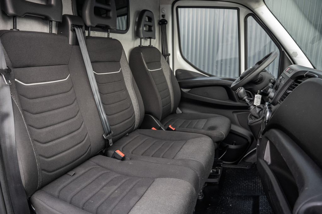 Iveco Daily **35S16 | 156 PK | 3.500KG trekgew. 3-Zits | Climate** 13