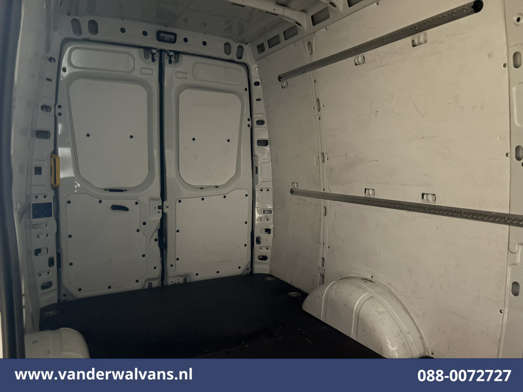 Iveco Daily 35S16 157pk 3500kg Trekvermogen L2H2 Euro6 Airco | 270 Graden Achterdeuren | Parkeersensoren Bijrijdersbank 9
