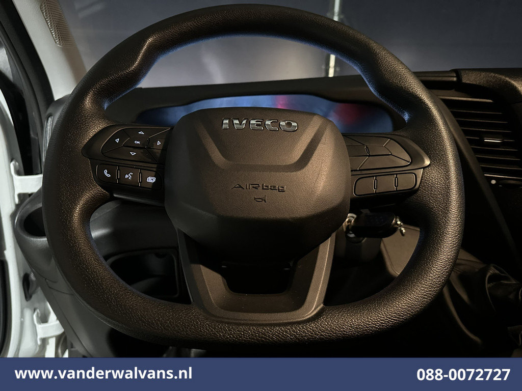 Iveco Daily 35S16 157pk L3H2 Euro6 Airco | 3500kg trekvermogen | Parkeersensoren Bijrijdersbank 13