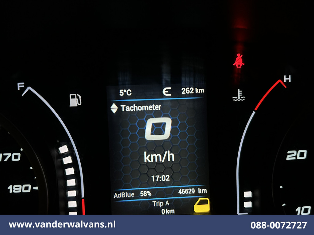 Iveco Daily 35S16 157pk L3H2 Euro6 Airco | 3500kg trekvermogen | Parkeersensoren Bijrijdersbank 17