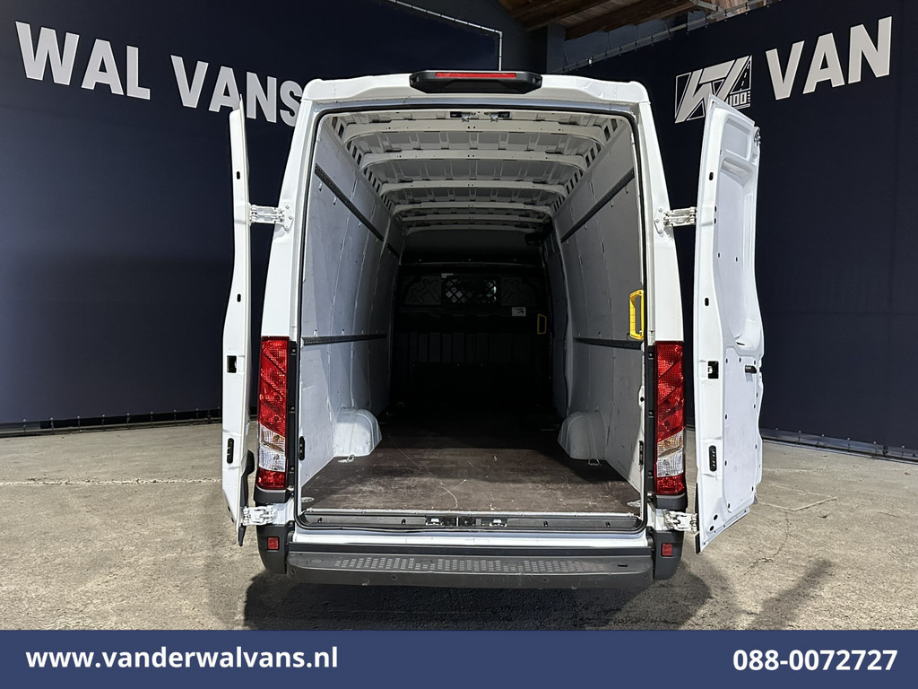 Iveco Daily 35S16 157pk L3H2 Euro6 Airco | 3500kg trekvermogen | Parkeersensoren Bijrijdersbank 2