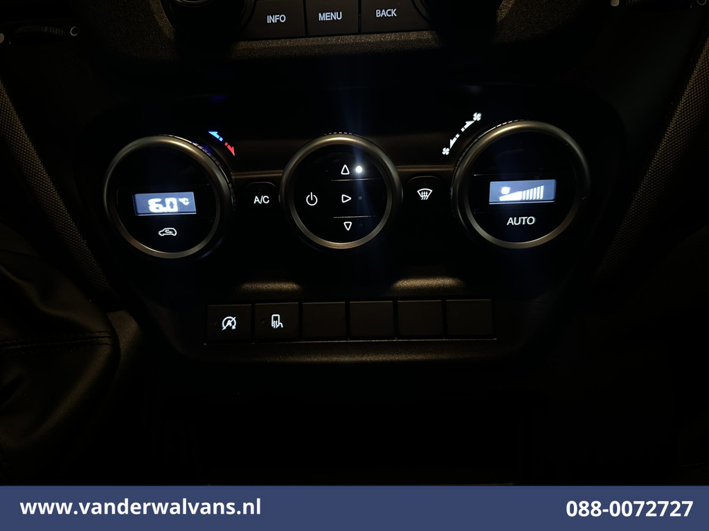 Iveco Daily 35S16 157pk L3H2 Euro6 Airco | 3500kg trekvermogen | Parkeersensoren Bijrijdersbank 3