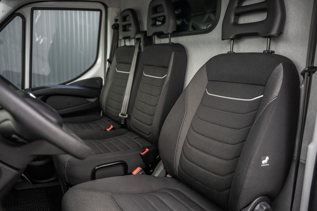 Iveco Daily **35S16 | 160 PK | L2H2 | Automaat | 3-Zits | Climate | Airco** 12