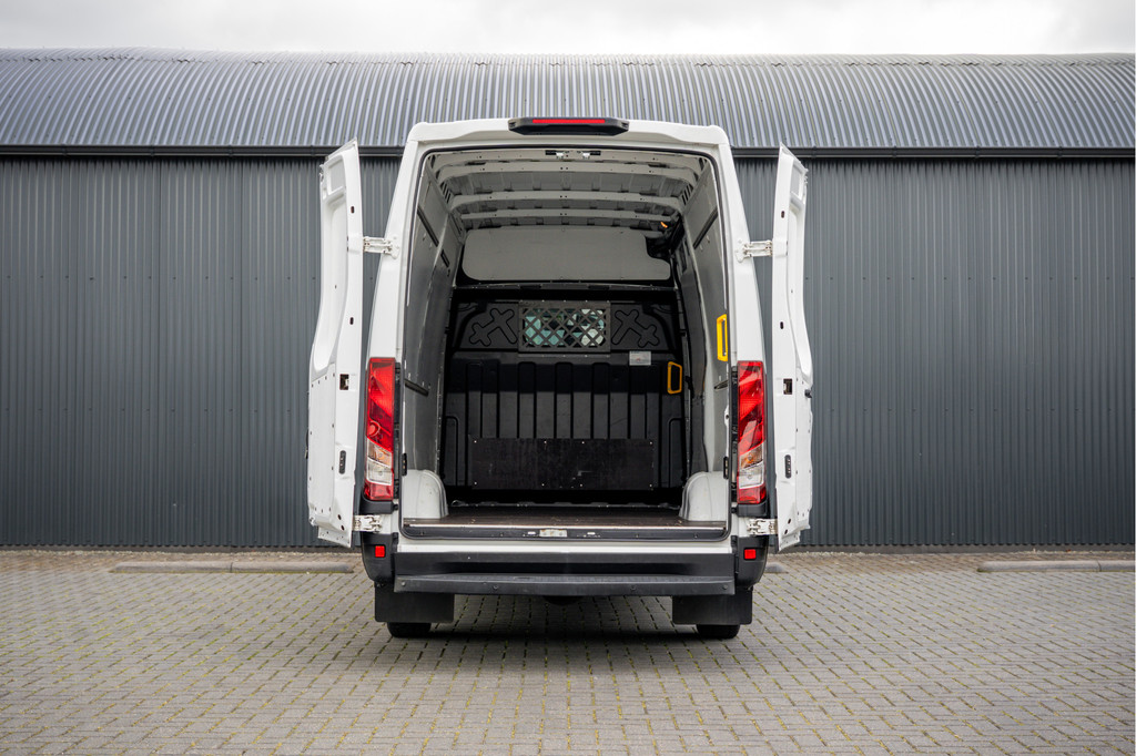 Iveco Daily **35S16 | 160 PK | L2H2 | Automaat | 3-Zits | Climate | Airco** 9