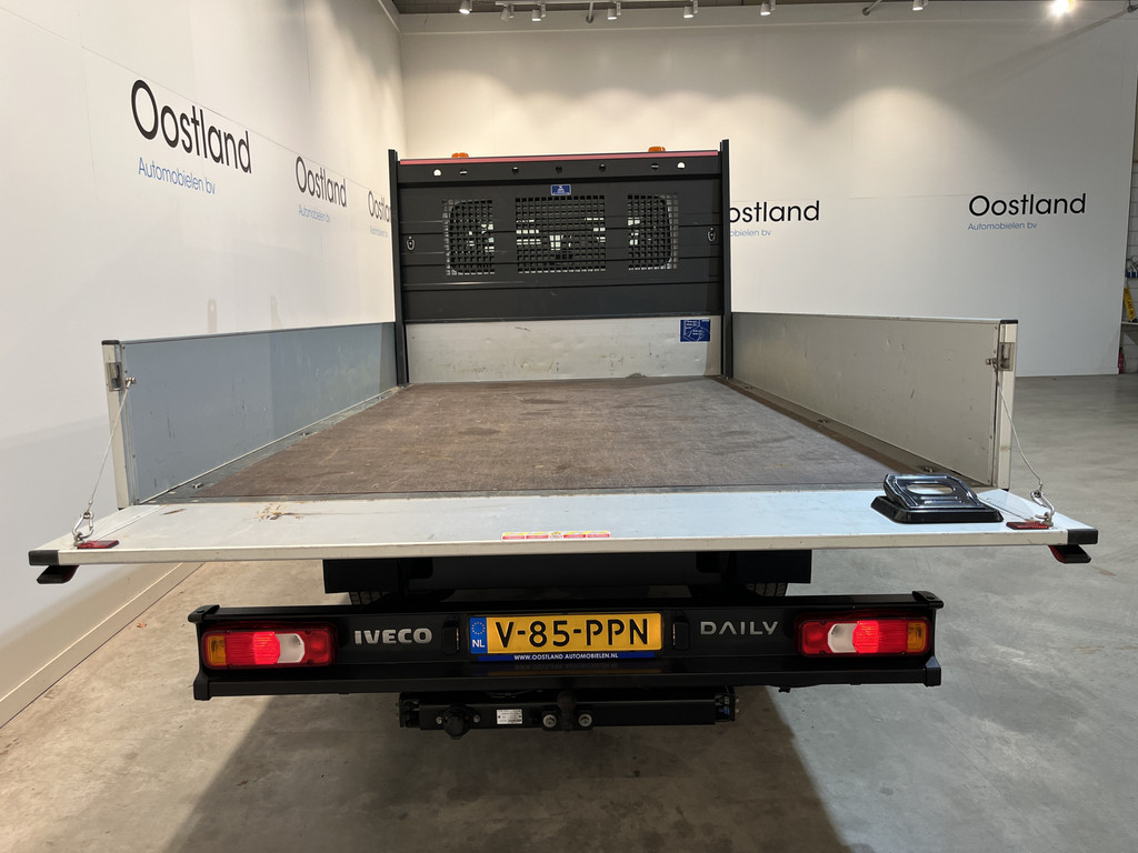 Iveco Daily 35S16 2.3 375 DC 7 pers. Open Laadbak / Euro 6 / Trekhaak 3.500 KG / Airco / Cruise Control / 32.300 KM !! 13