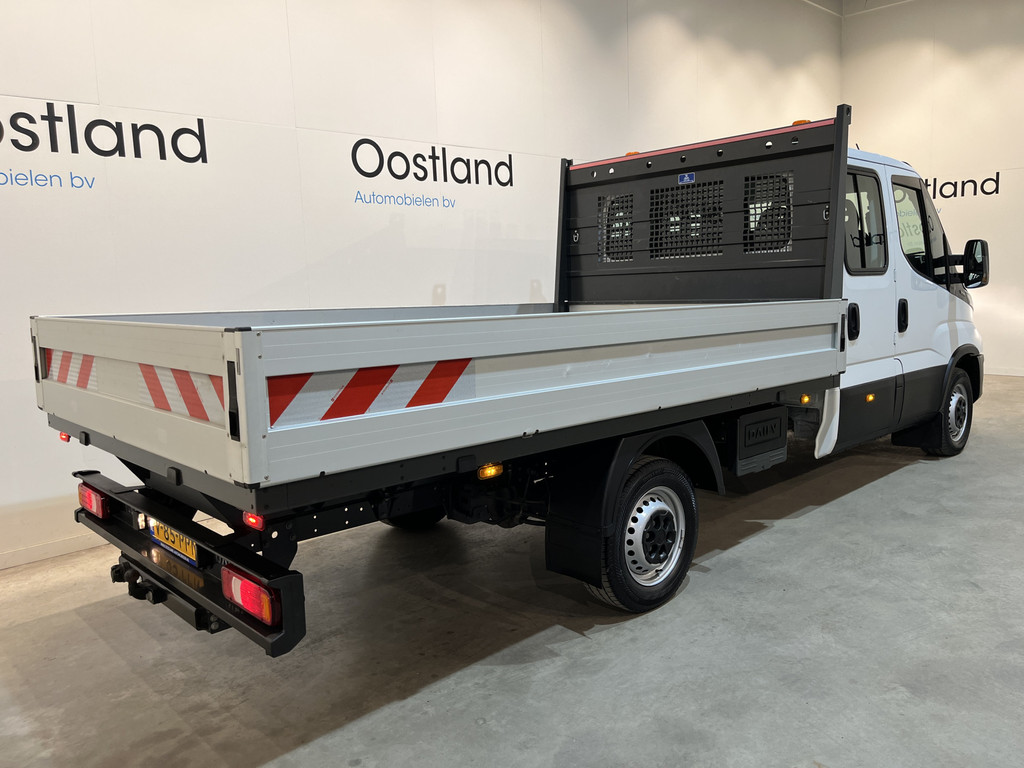 Iveco Daily 35S16 2.3 375 DC 7 pers. Open Laadbak / Euro 6 / Trekhaak 3.500 KG / Airco / Cruise Control / 32.300 KM !! 16