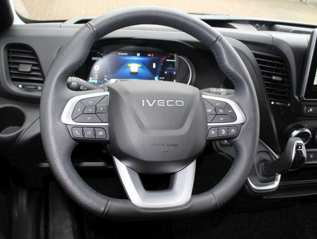 Iveco Daily 35S16 HA8 2.3 352L H2 Airco/Cruise/Nav/Cam Trekh. 15