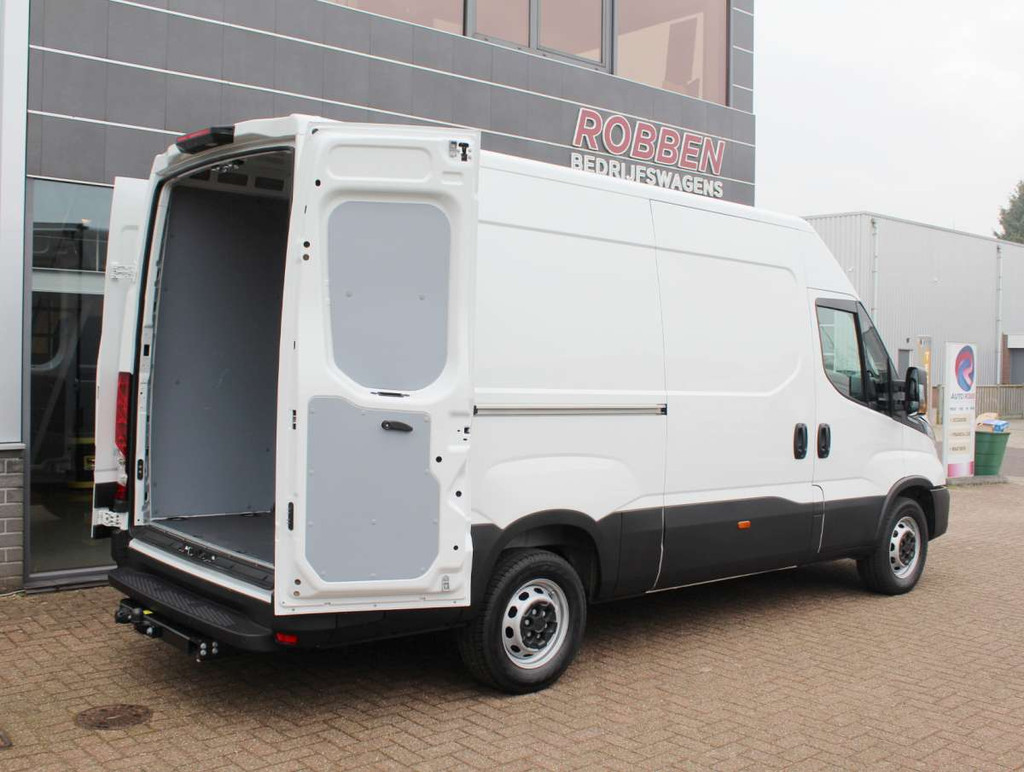 Iveco Daily 35S16 HA8 2.3 352L H2 Airco/Cruise/Nav/Cam Trekh. 9