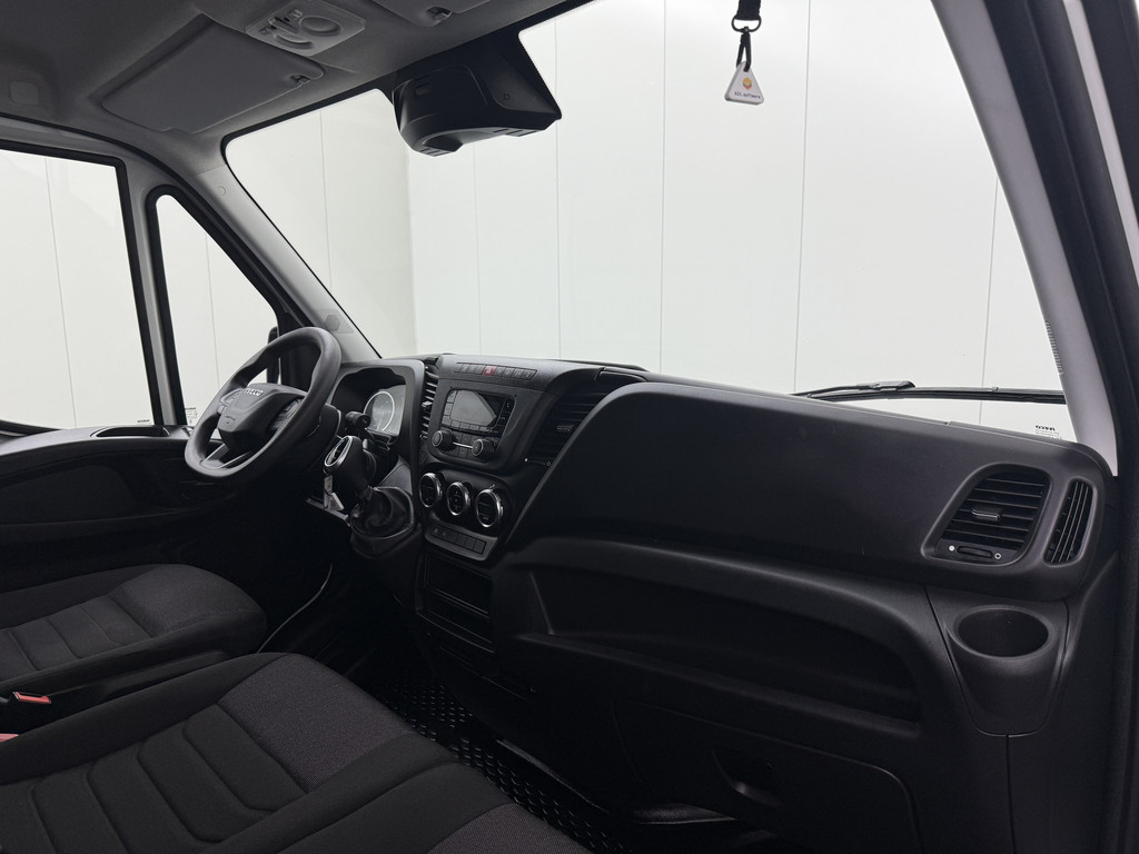 Iveco Daily 35S16 Hi-Matic Automaat L2H2 ( 2024 ) | Airco | 3-Zits | Betimmering 18