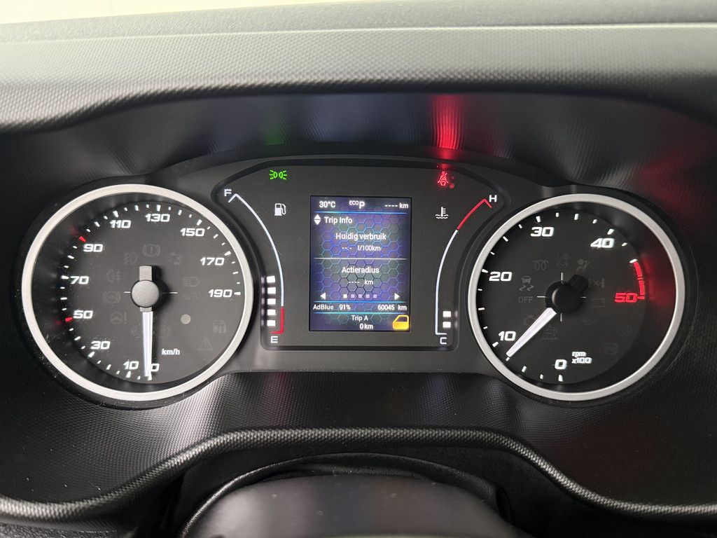 Iveco Daily 35S16 Hi-Matic Automaat L2H2 ( 2024 ) | Airco | 3-Zits | Betimmering 9