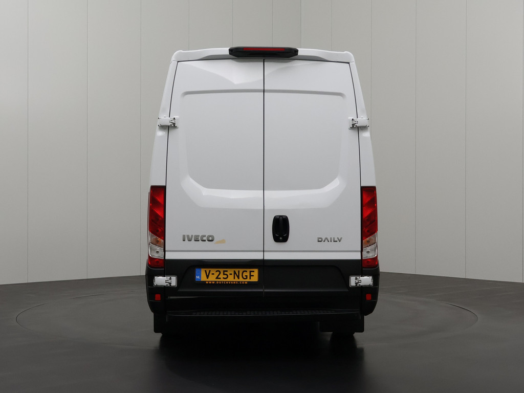 Iveco Daily 35S16 L2H2 | 3500Kg TG | Airco | 3-Persoons | Betimmering 11