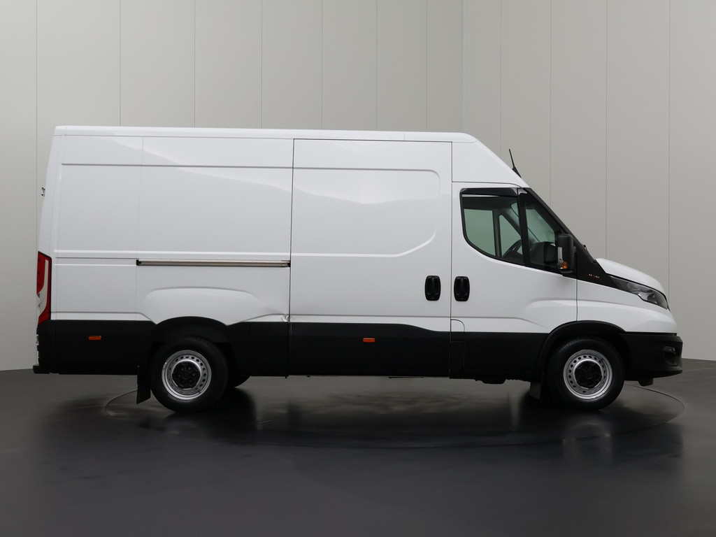 Iveco Daily 35S16 L2H2 | 3500Kg TG | Airco | 3-Persoons | Betimmering 13