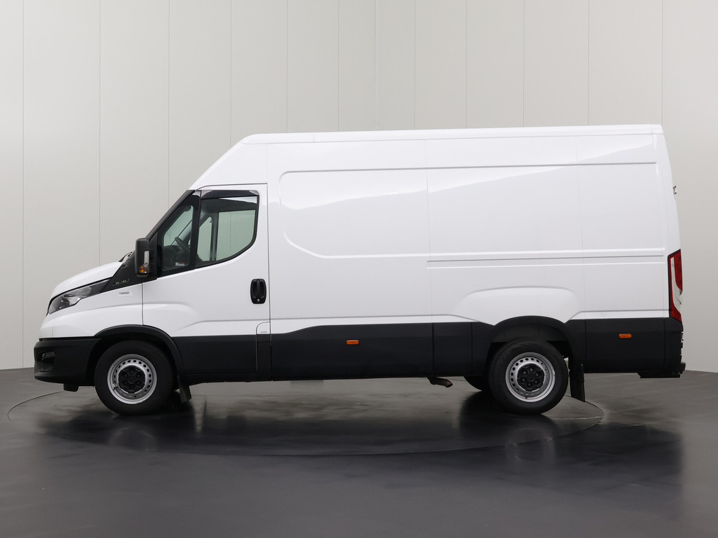 Iveco Daily 35S16 L2H2 | 3500Kg Trekhaak | Airco | 3-Zits | Betimmering 12
