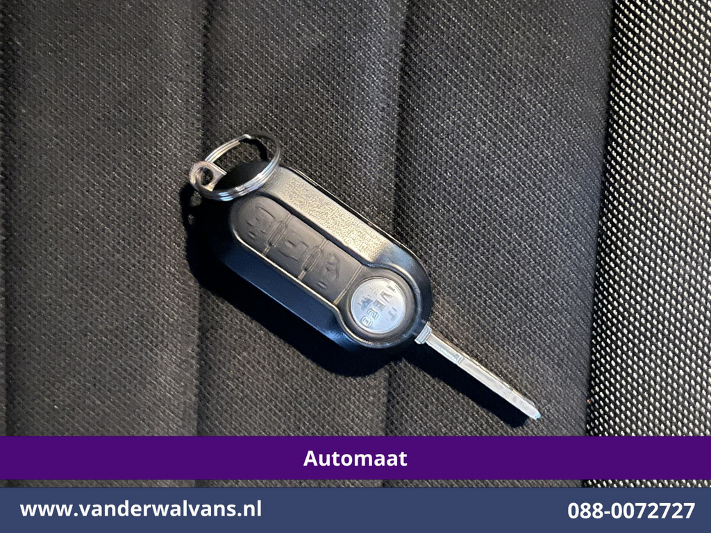 Iveco Daily 35S16V 160pk Automaat L3H2 Euro6 Airco | LED | 3500kg trekvermogen Bijrijdersbank 19