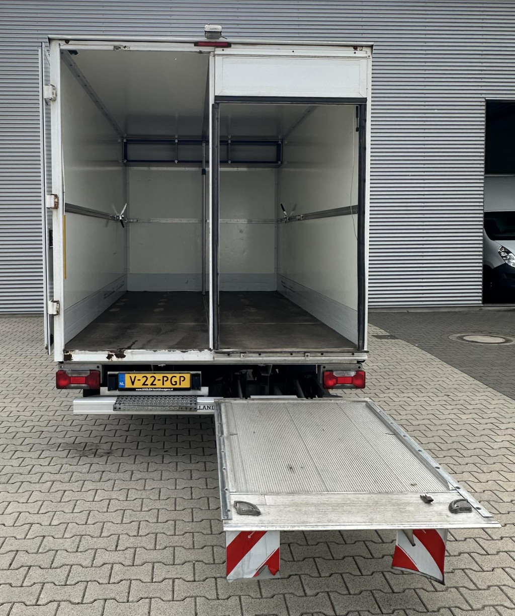 Iveco Daily 35S16V 2.3 410 Bakwagen met laadklep automaat 15