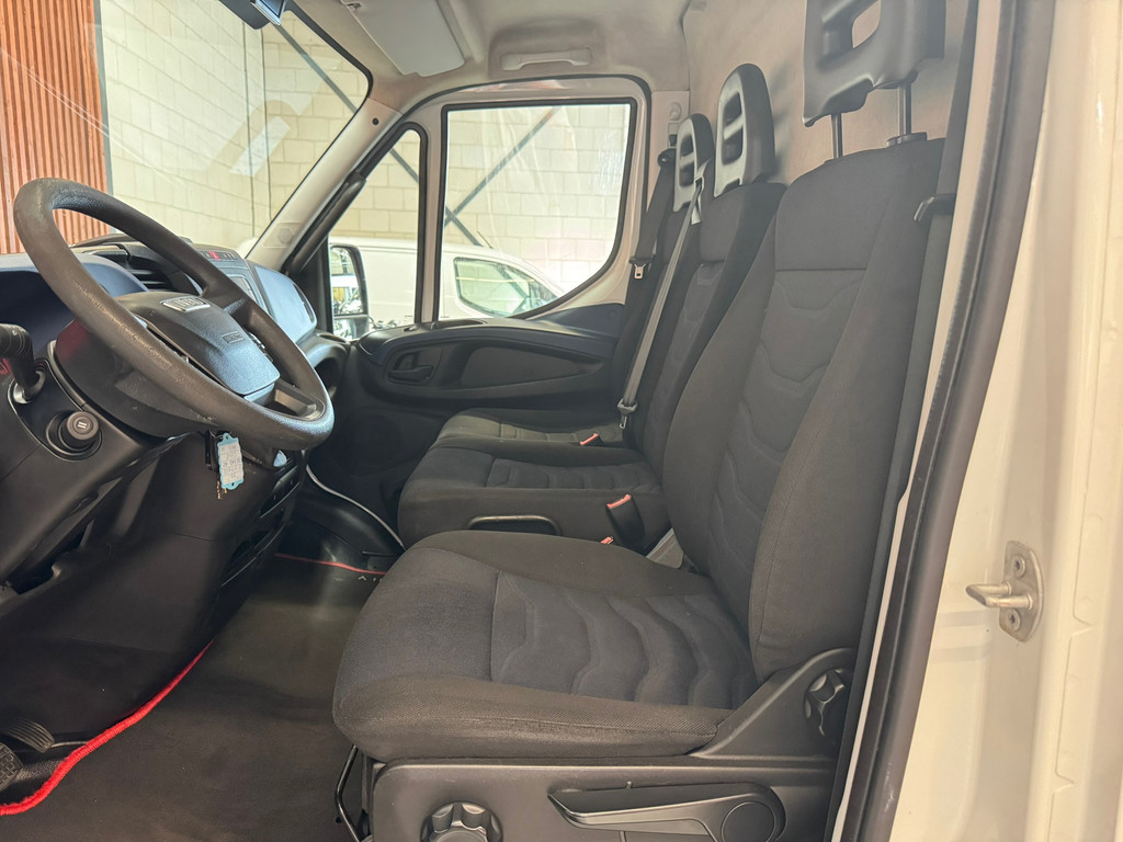 Iveco Daily 35S16V 2.3 H2 AUT CAMERA-CRUISE-TREKHAAK-DAB+ 9