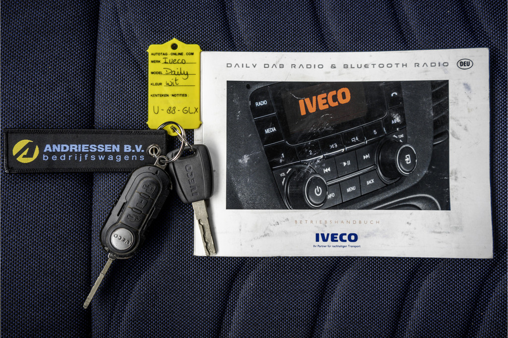 Iveco Daily **35S16V 2.3 L4H2 | Euro 6 | 157 PK | Airco | Camera | 3500 KG Trekgewicht | MF Stuur | 3-Persoons** 21