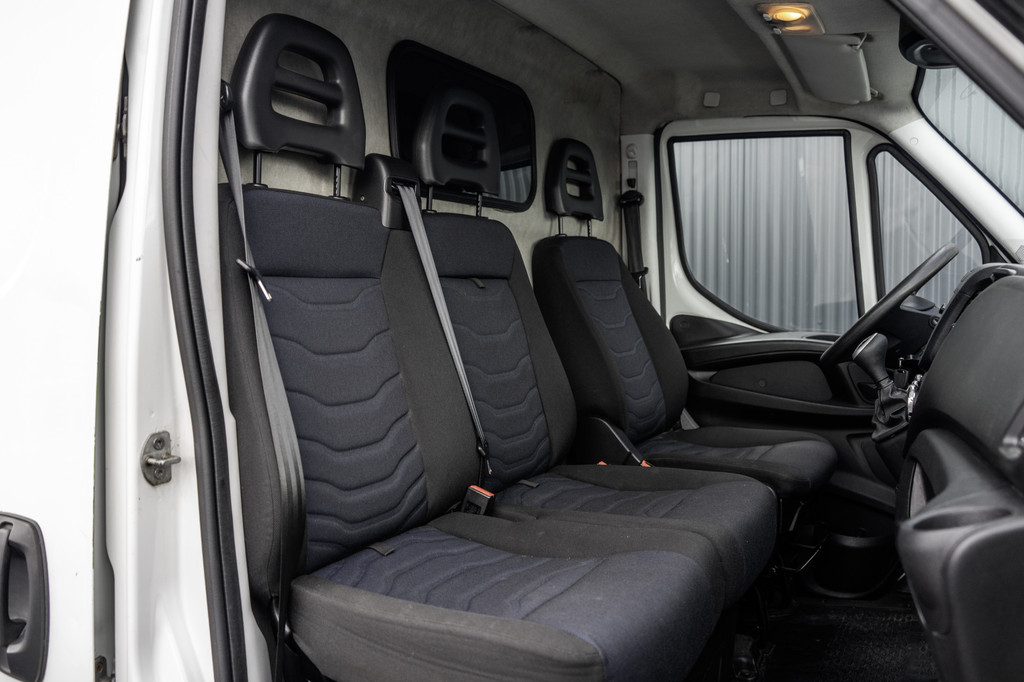 Iveco Daily 35S16V | L4H2 | 155PK | Automaat | Climate | Cruise | PDC | Euro 6 14