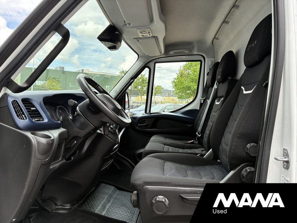 Iveco Daily 35S18 180pk 3.0L L2LH2 Hi-Matic Automaat Imperiaal Trekhaak Cruise Camera Climate Control 16