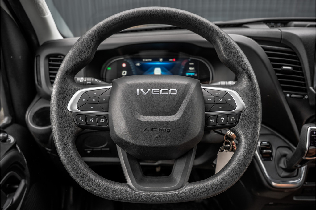 Iveco Daily 35S18 | 3.0L 180PK | Automaat | NW MODEL | 3.5T Trekgewicht | Camera | Carplay | Climate 14