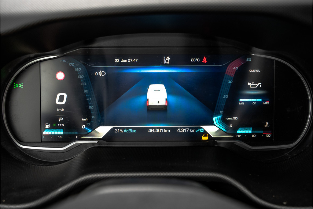 Iveco Daily 35S18 | 3.0L 180PK | Automaat | NW MODEL | 3.5T Trekgewicht | Camera | Carplay | Climate 15