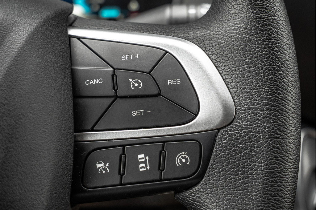 Iveco Daily 35S18 | 3.0L 180PK | Automaat | NW MODEL | 3.5T Trekgewicht | Camera | Carplay | Climate 17