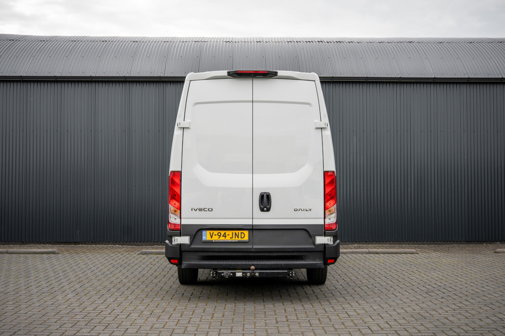 Iveco Daily 35S18 | 3.0L 180PK | Automaat | NW MODEL | 3.5T Trekgewicht | Camera | Carplay | Climate 8