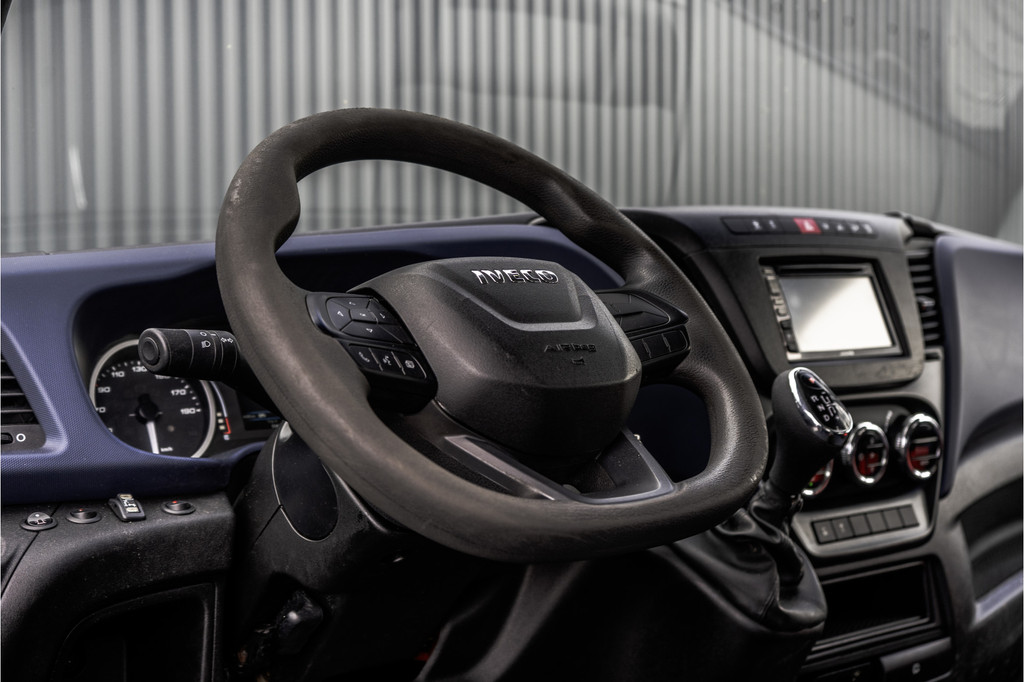 Iveco Daily 35S18D 375 | 3.0 180PK | Hiab 013 | 3.5T Trekgewicht | Automaat | Climate | Camera | Euro 6 13