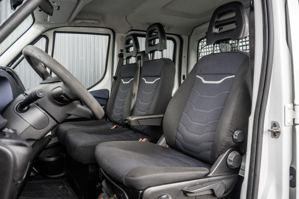 Iveco Daily 35S18D 375 | 3.0 180PK | Hiab 013 | 3.5T Trekgewicht | Automaat | Climate | Camera | Euro 6 14