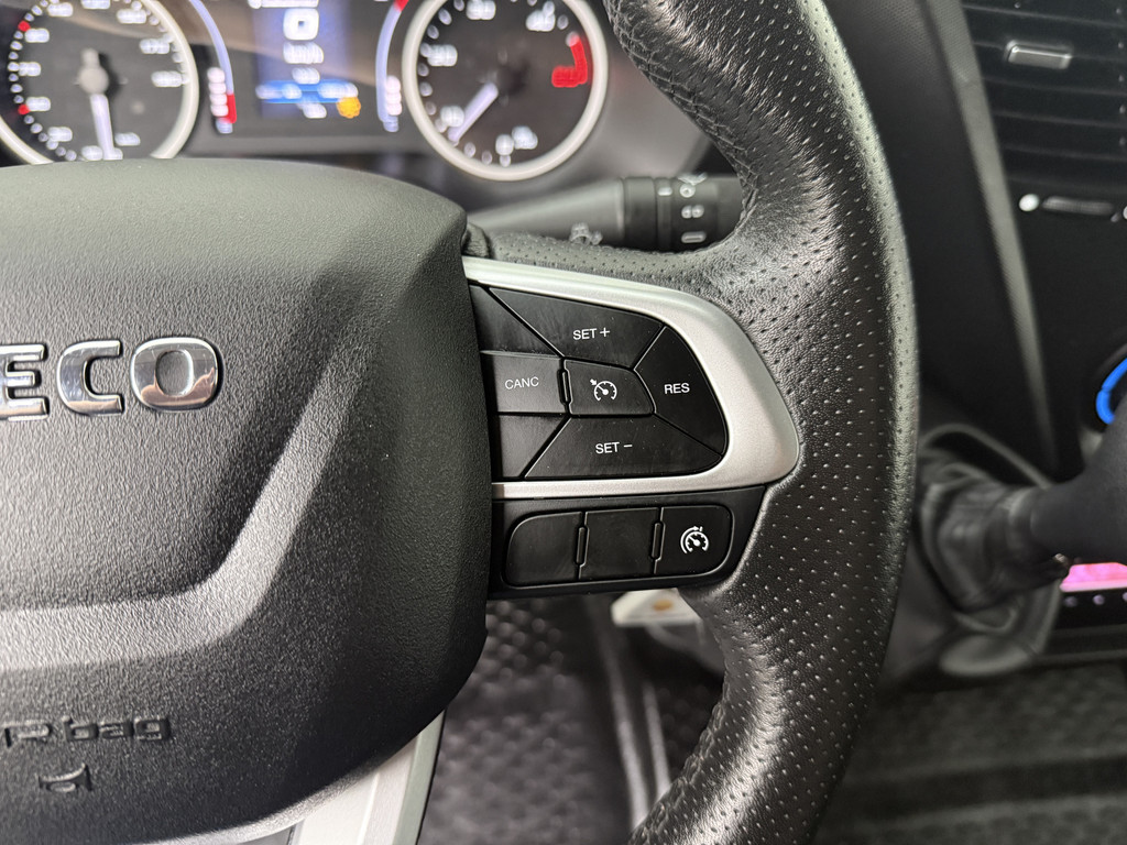 Iveco Daily 35S18HV 3.0L HiMatic Automaat L4H3 Maxi | Airco | Cruise | Multimedia | 3-Zits | Oprijplaat 16