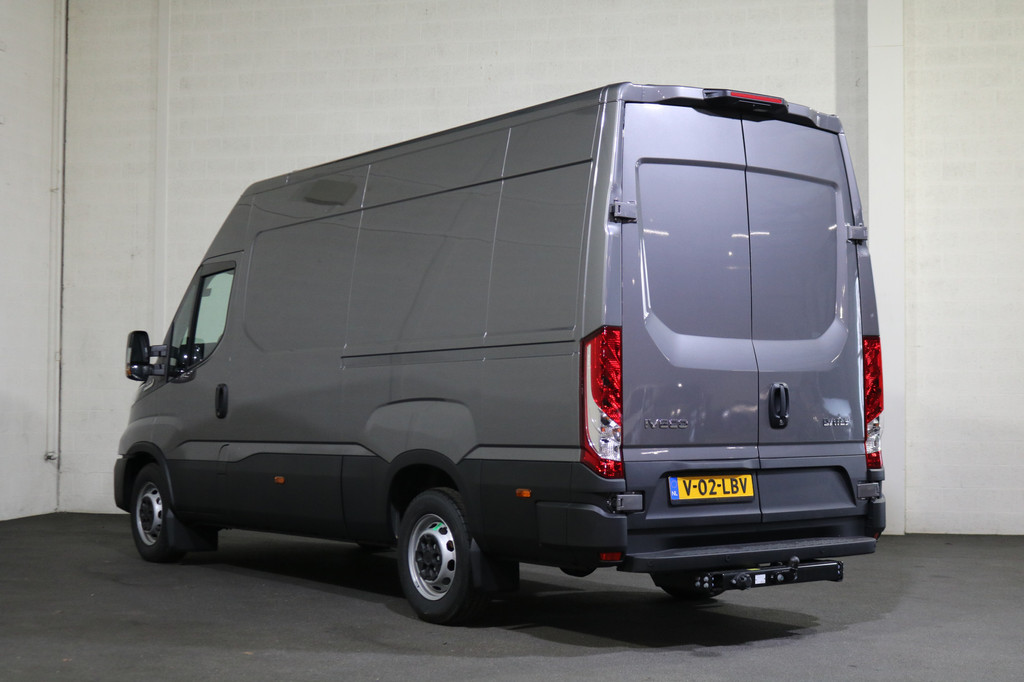 Iveco Daily 35S18 Hi-Matic L2 H2 Airco Navigatie Trekhaak Digitaal Dashboard (Voorraad in de Wal) 7