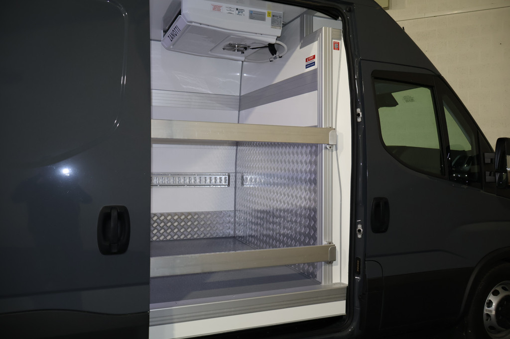 Iveco Daily 35S18 L4 H2 Koelwagen 17
