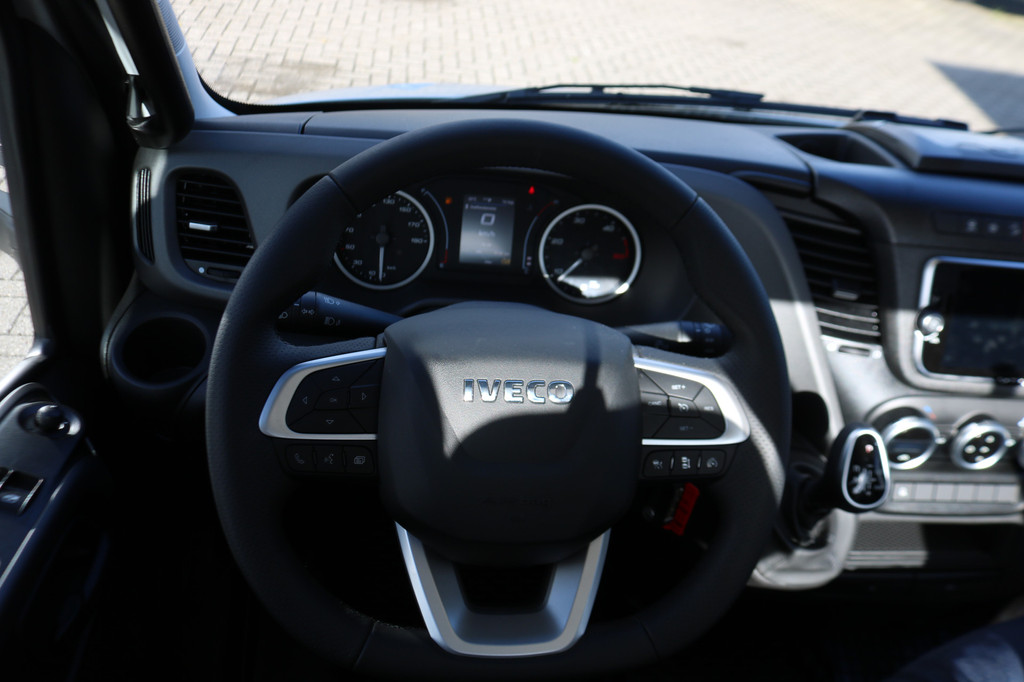 Iveco Daily 35S18 Oprijwagen 11
