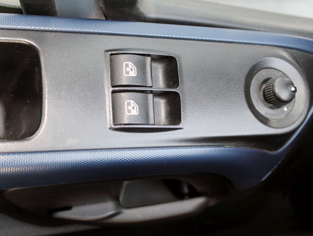 Iveco Daily 35S18V 3.0 352 Aut. Airco/Cruise/Nav Trekhaak H1L2 11